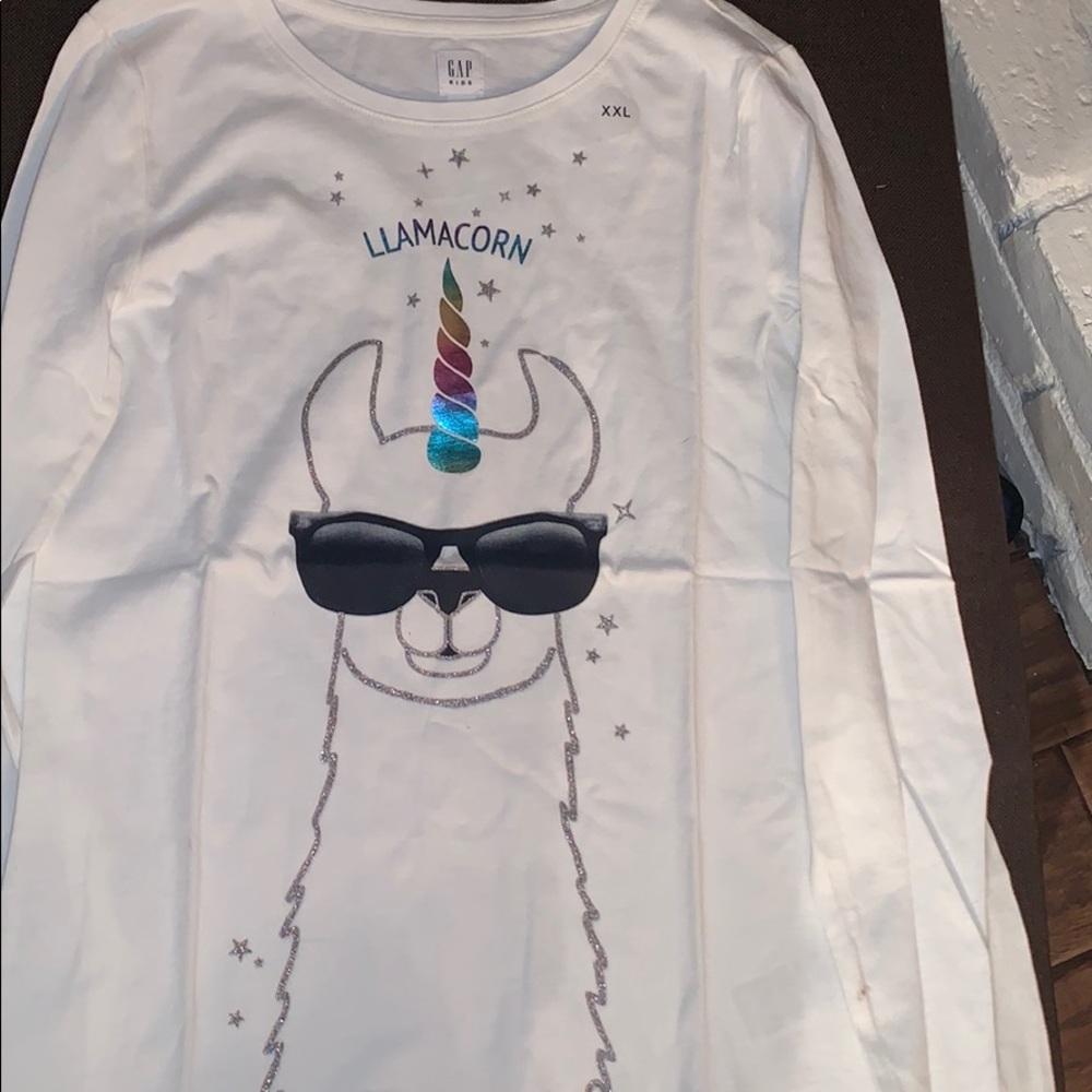 Girls long sleeve T-shirt